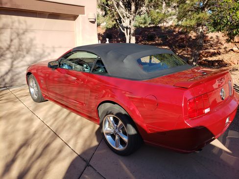 Used 2008 Ford Mustang GT Premium image 8