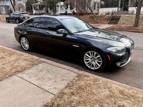 Used 2011 BMW 550i Sedan RWD image 12