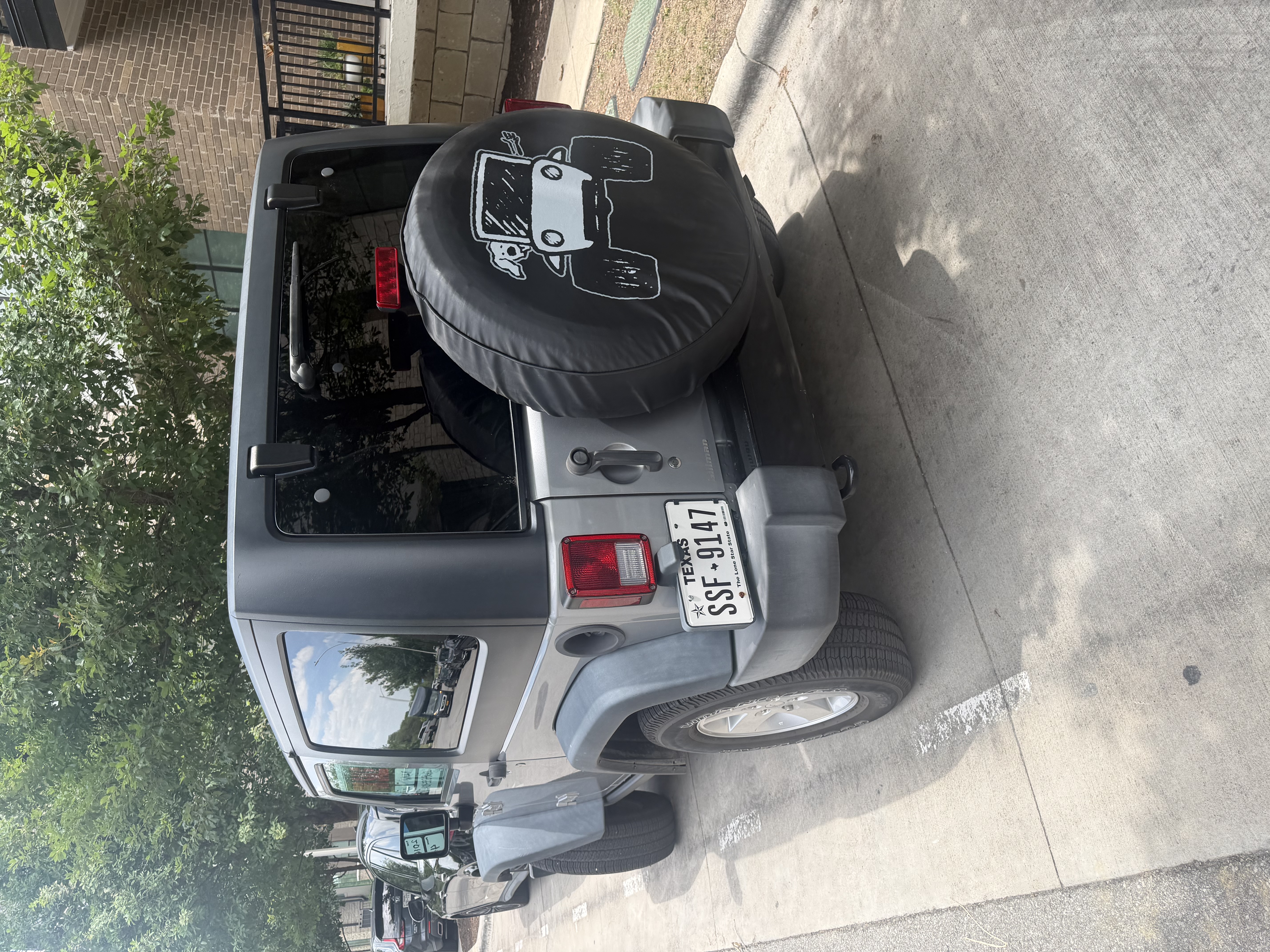 Used 2016 Jeep Wrangler Sport AWD/4WD image 6