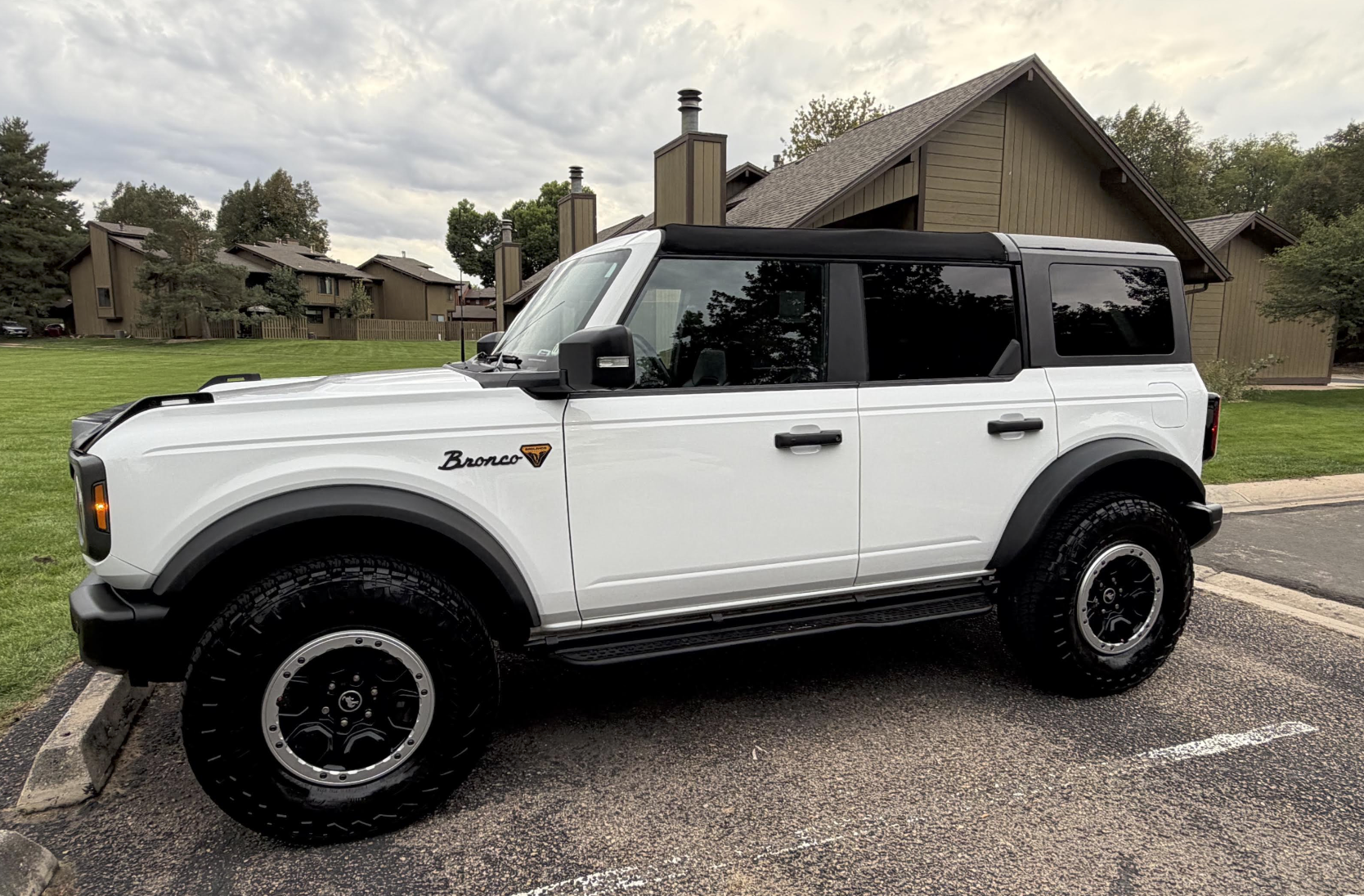 Used 2022 Ford Bronco Badlands AWD/4WD image 8