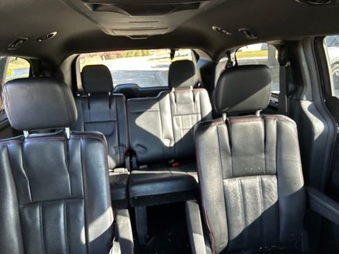 Used 2017 Dodge Grand Caravan GT image 14