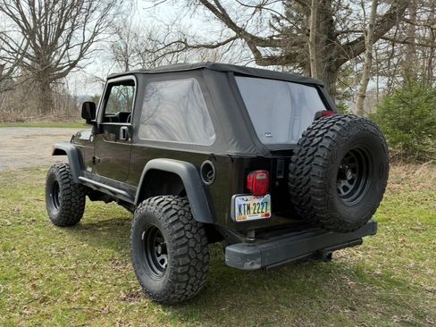 Used 2005 Jeep Wrangler Unlimited AWD/4WD image 6