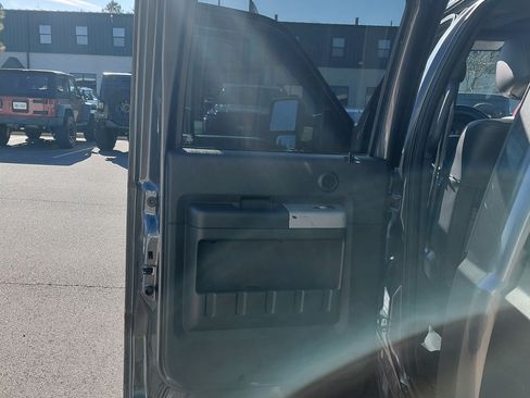 Used 2015 Ford F350 Lariat w/ Lariat Ultimate Package image 9