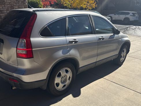 Used 2007 Honda CR-V LX image 4