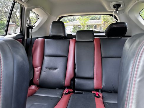 Used 2015 Toyota RAV4 Limited w/ Technology Package FWD image 12