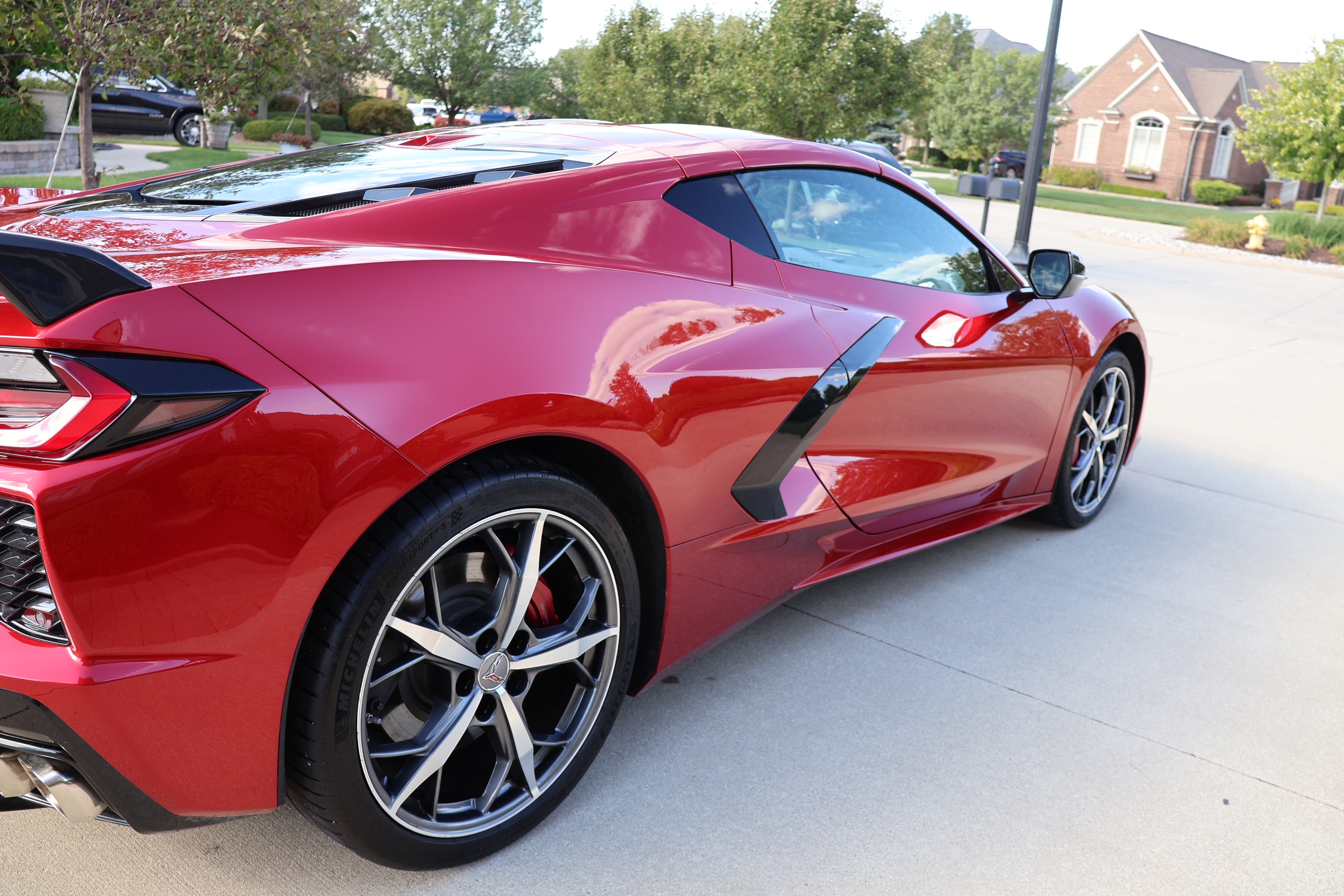 Used 2021 Chevrolet Corvette Stingray Preferred Cpe w/ Z51 Performance Package RWD image 10