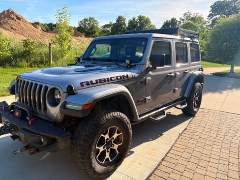 Used 2019 Jeep Wrangler Unlimited Rubicon AWD/4WD image 2