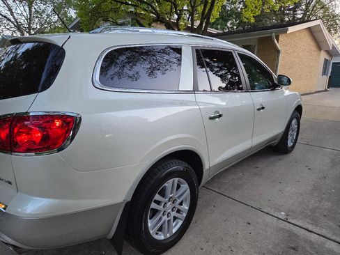 Used 2012 Buick Enclave Convenience FWD image 2