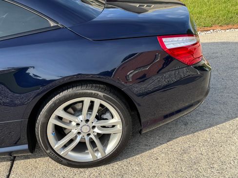 Used 2013 Mercedes-Benz SL 550 image 15