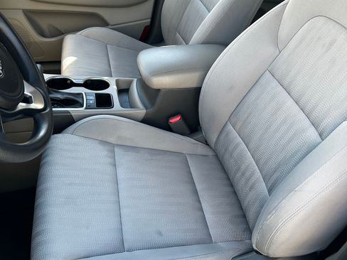Used 2017 Kia Sportage LX FWD image 5
