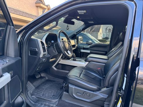 Used 2020 Ford F150 Lariat w/ Equipment Group 502A Luxury image 8