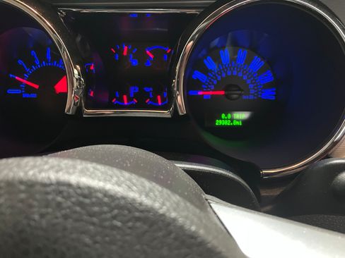 Used 2006 Ford Mustang GT Premium image 13