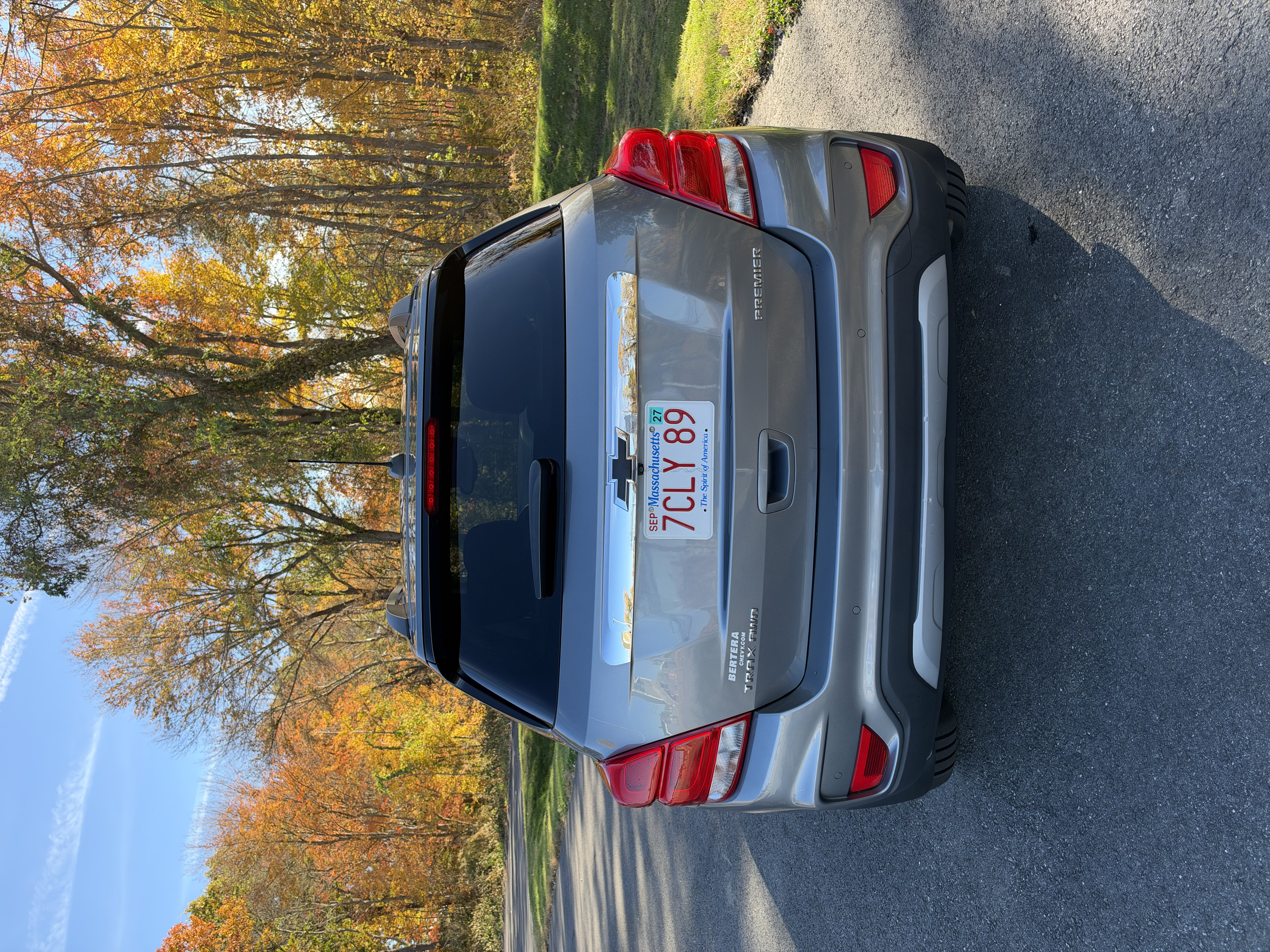 Used 2020 Chevrolet Trax Premier w/ LPO, Protection Package AWD/4WD image 5