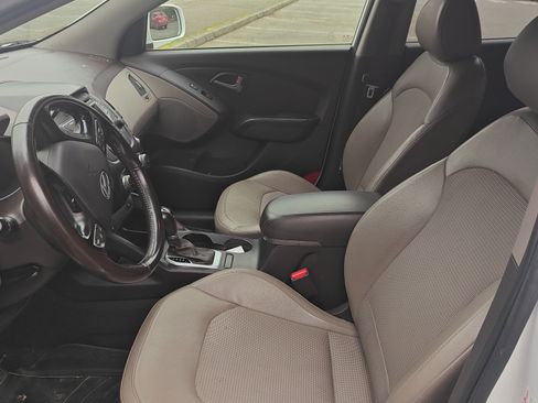 Used 2015 Hyundai Tucson SE image 5