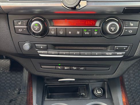 Used 2013 BMW X5 xDrive35i image 12