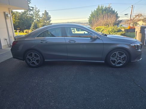 Used 2018 Mercedes-Benz CLA 250 4MATIC image 6