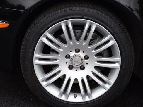 Used 2008 Mercedes-Benz E 350 4MATIC Sedan image 12