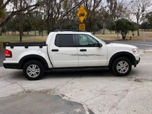 Used 2008 Ford Explorer Sport Trac XLT image 5