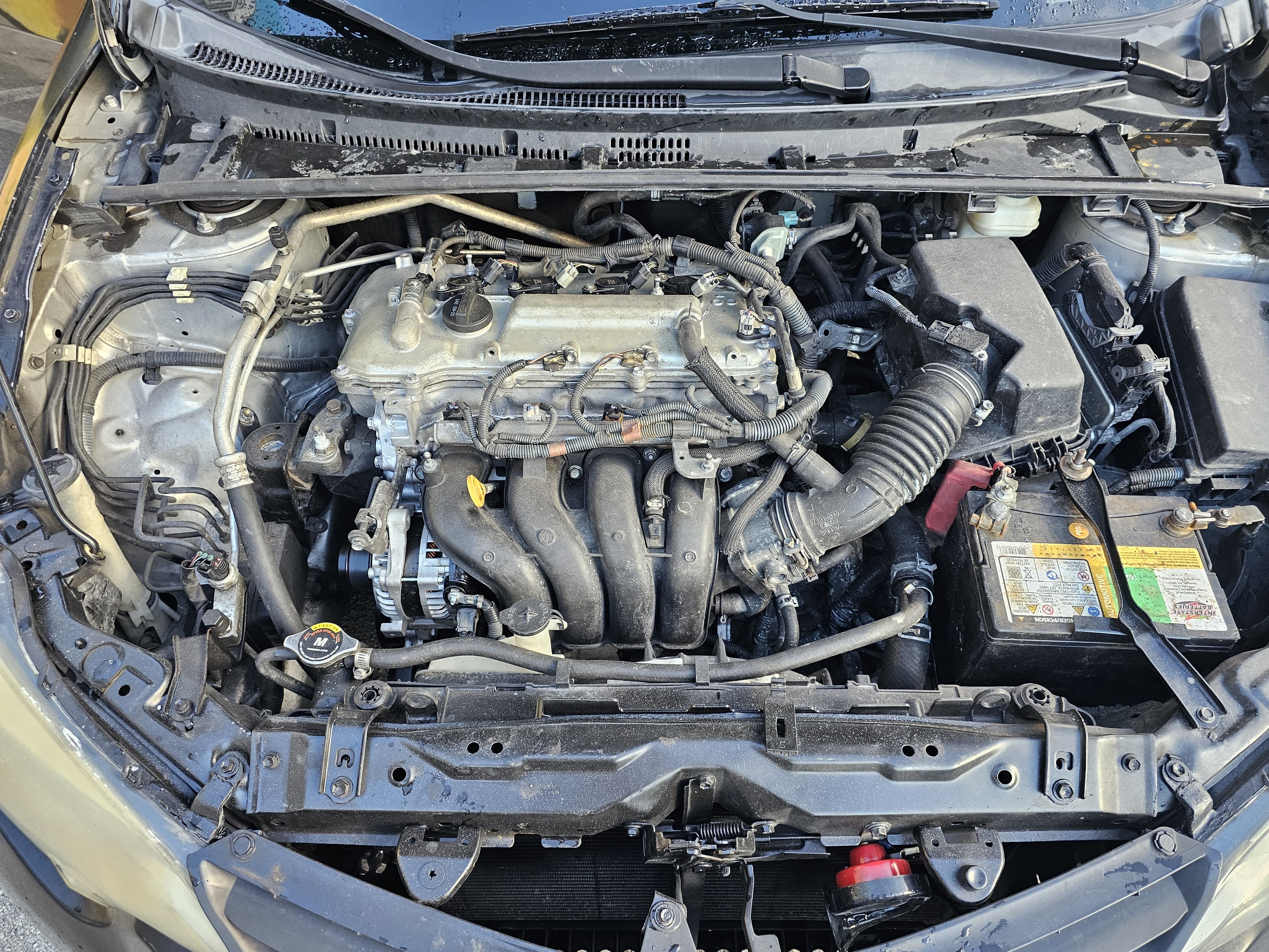 Used 2015 Toyota Corolla LE FWD image 4