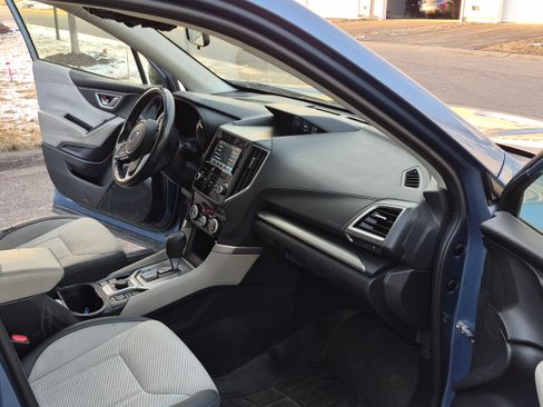 Used 2021 Subaru Forester Premium image 17