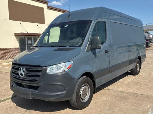 Used 2019 Mercedes-Benz Sprinter 170 image 8