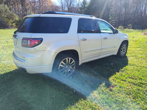 Used 2014 GMC Acadia Denali image 5