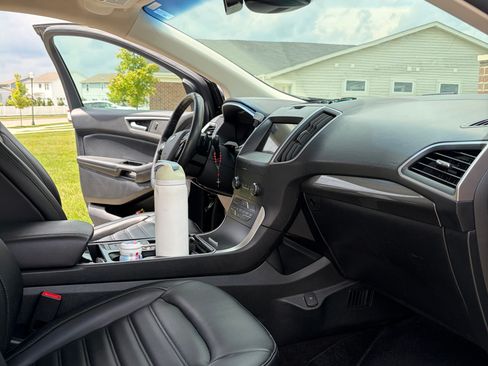 Used 2020 Ford Edge SEL w/ Convenience Package AWD/4WD image 5