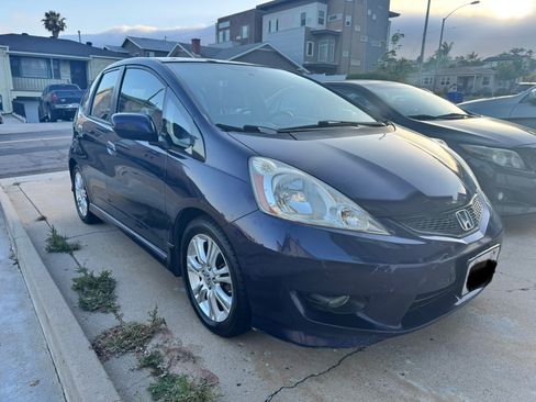 Used 2009 Honda Fit Sport image 2