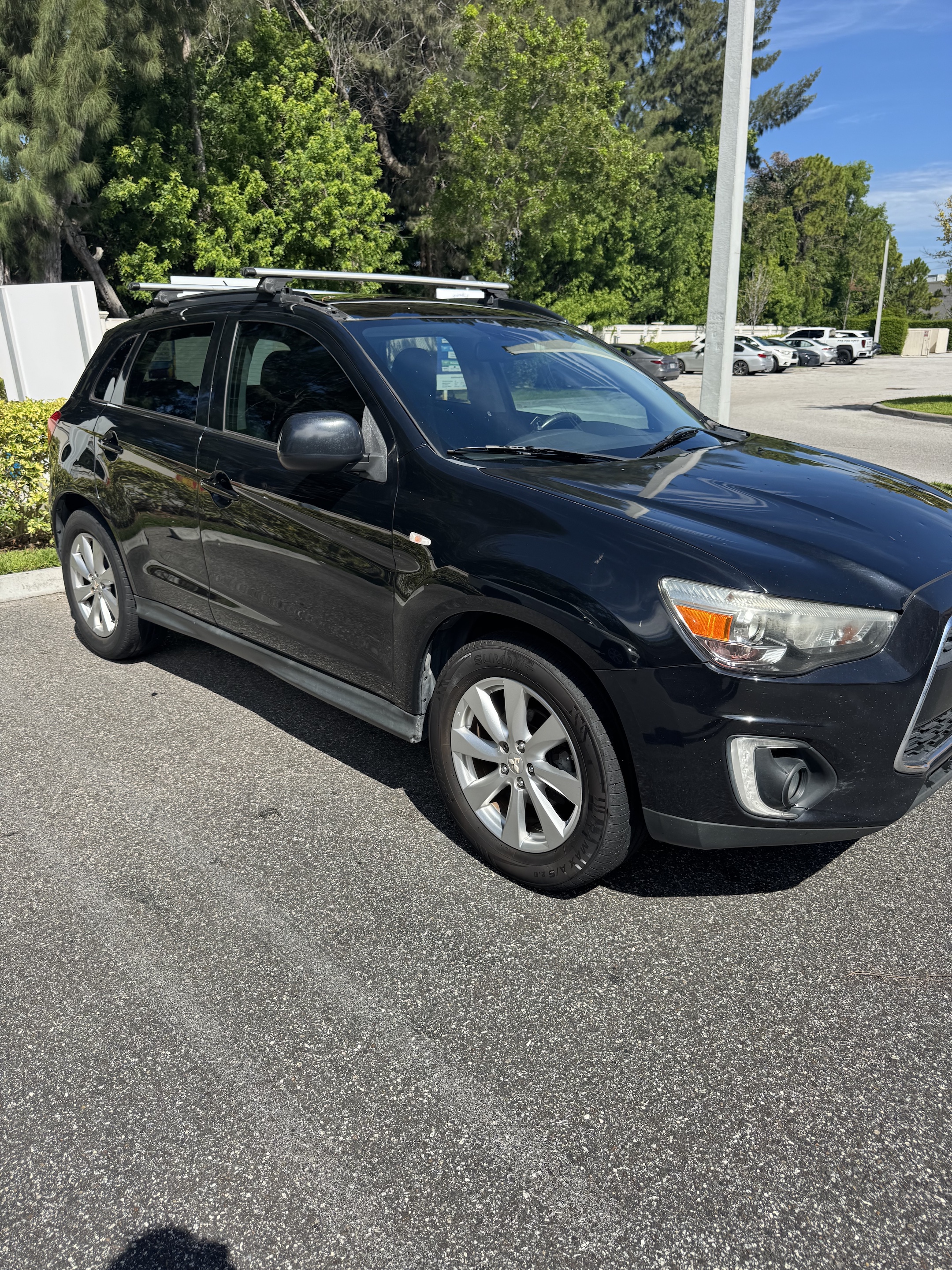 Used 2015 Mitsubishi Outlander Sport SE FWD image 1