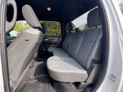 Used 2021 RAM 2500 Big Horn image 2