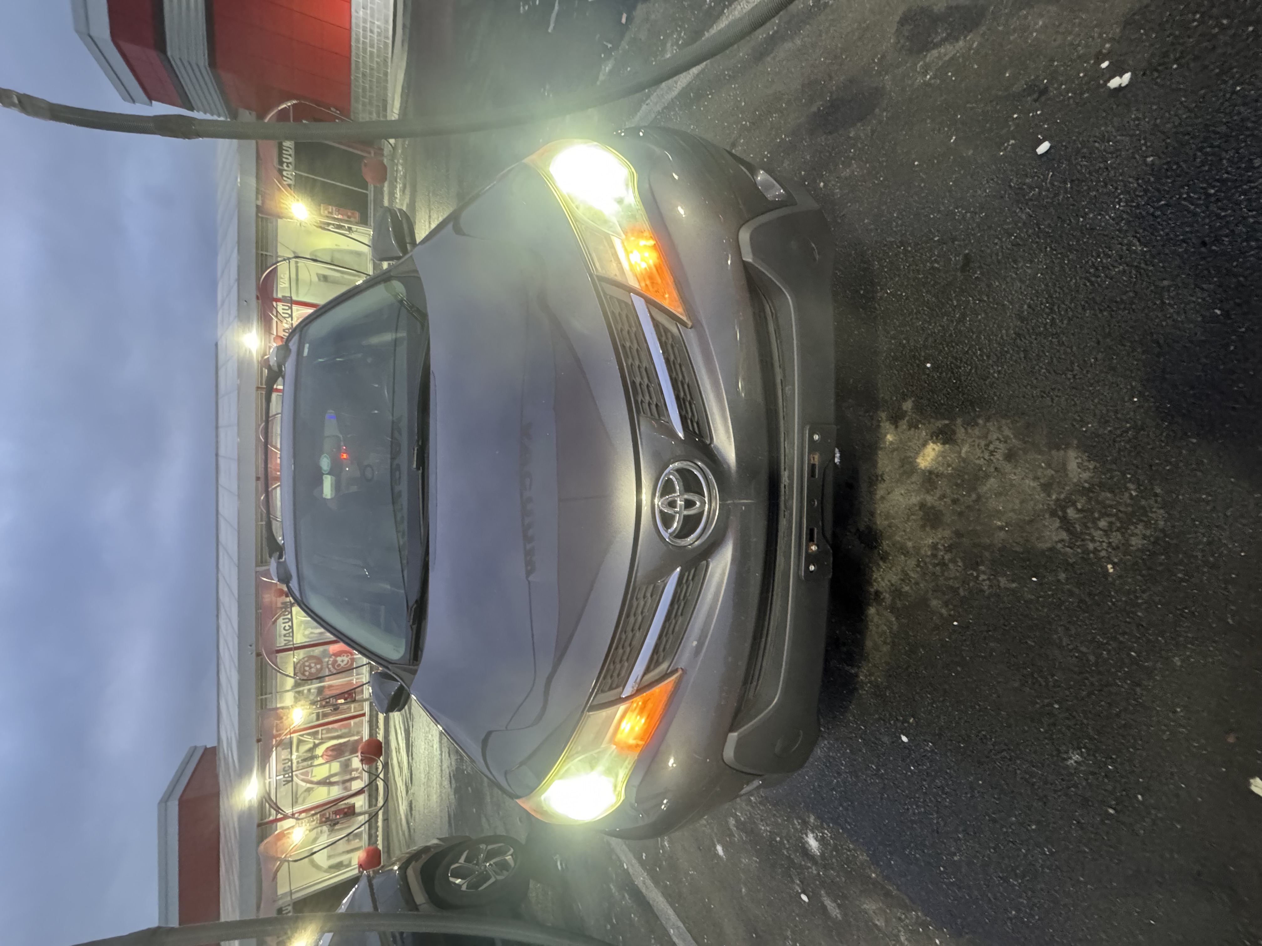 Used 2015 Toyota RAV4 Limited w/ Technology Package AWD/4WD image 1