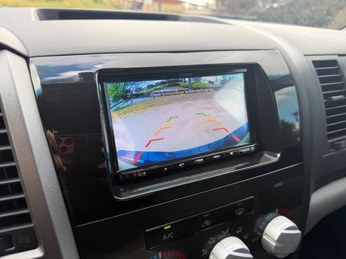 Used 2012 Toyota Tundra 4x4 CrewMax w/ TRD Off-Road Pkg image 26