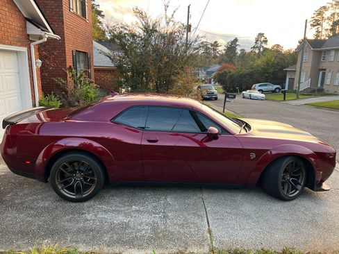 Used 2023 Dodge Challenger SRT Hellcat image 6