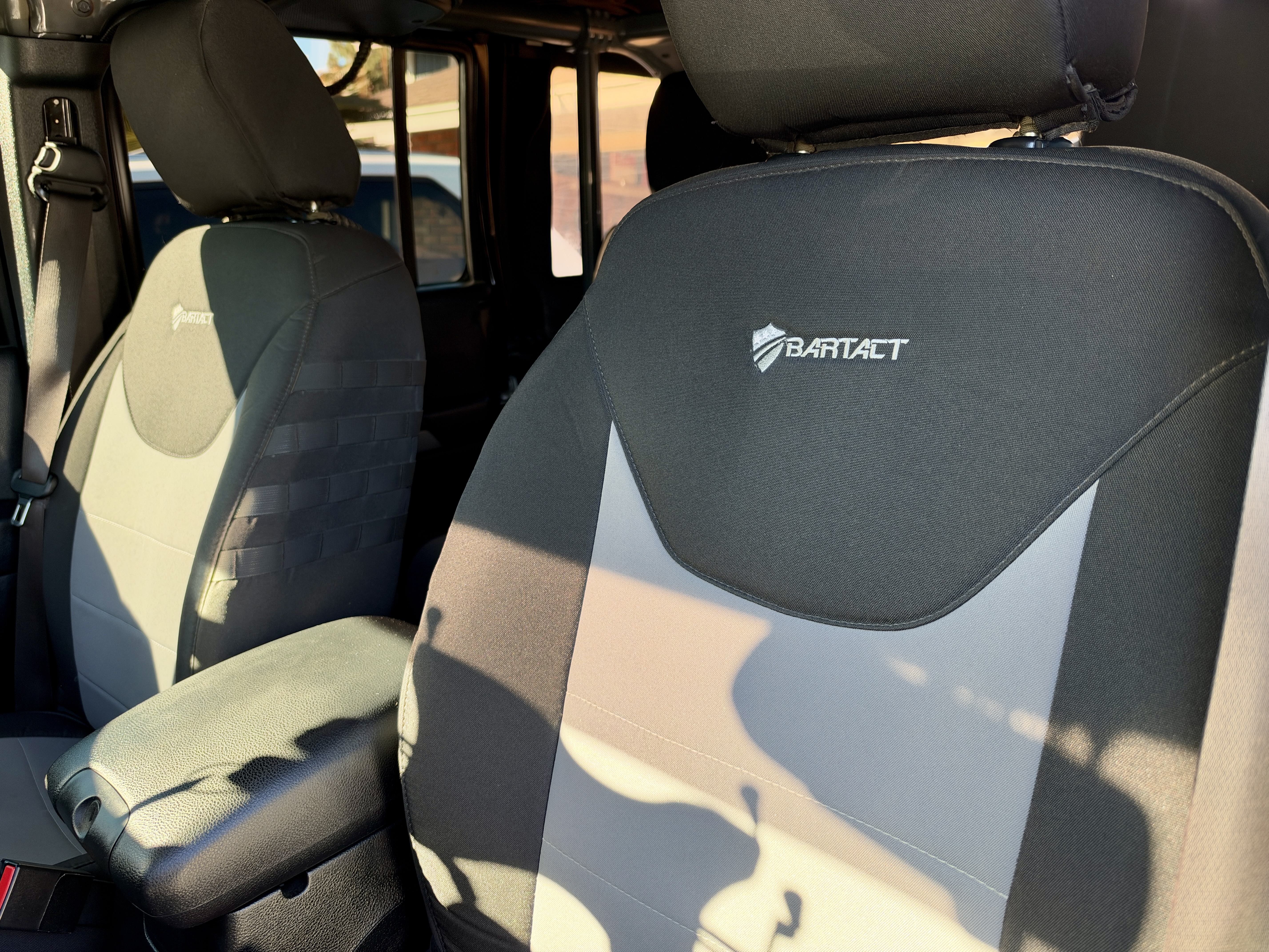 Used 2018 Jeep Wrangler Unlimited Sport S AWD/4WD image 14
