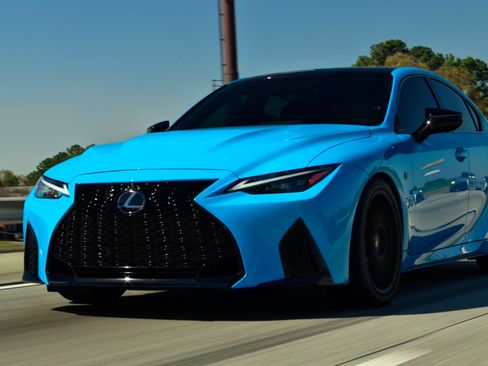 Used 2024 Lexus IS 500 image 8