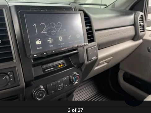 Used 2017 Ford F250 XL w/ Power Equipment Group AWD/4WD image 9