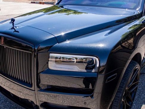 Used 2022 Rolls-Royce Cullinan w/ Dynamic Package AWD/4WD image 1