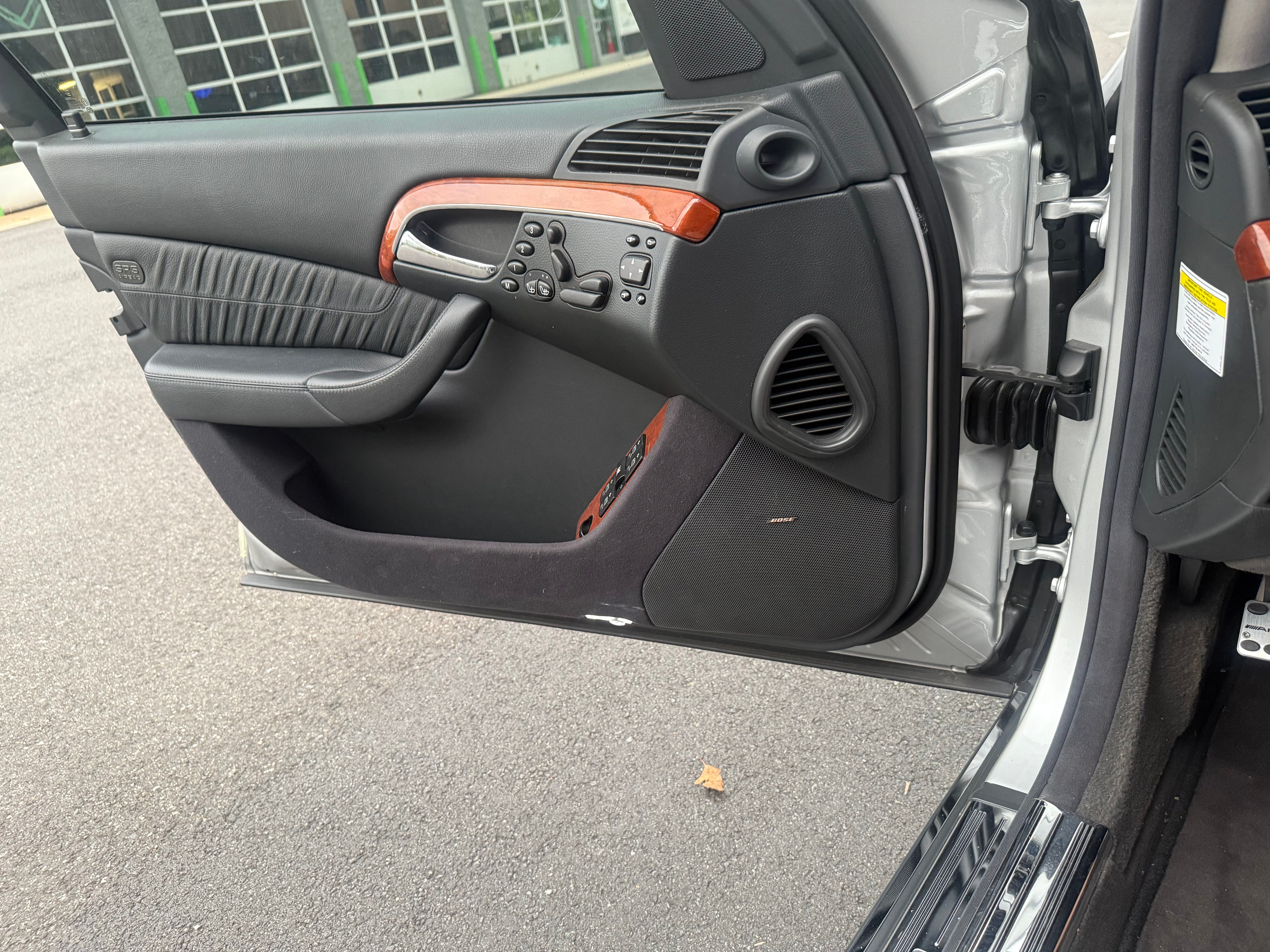 Used 2006 Mercedes-Benz S 350 image 10