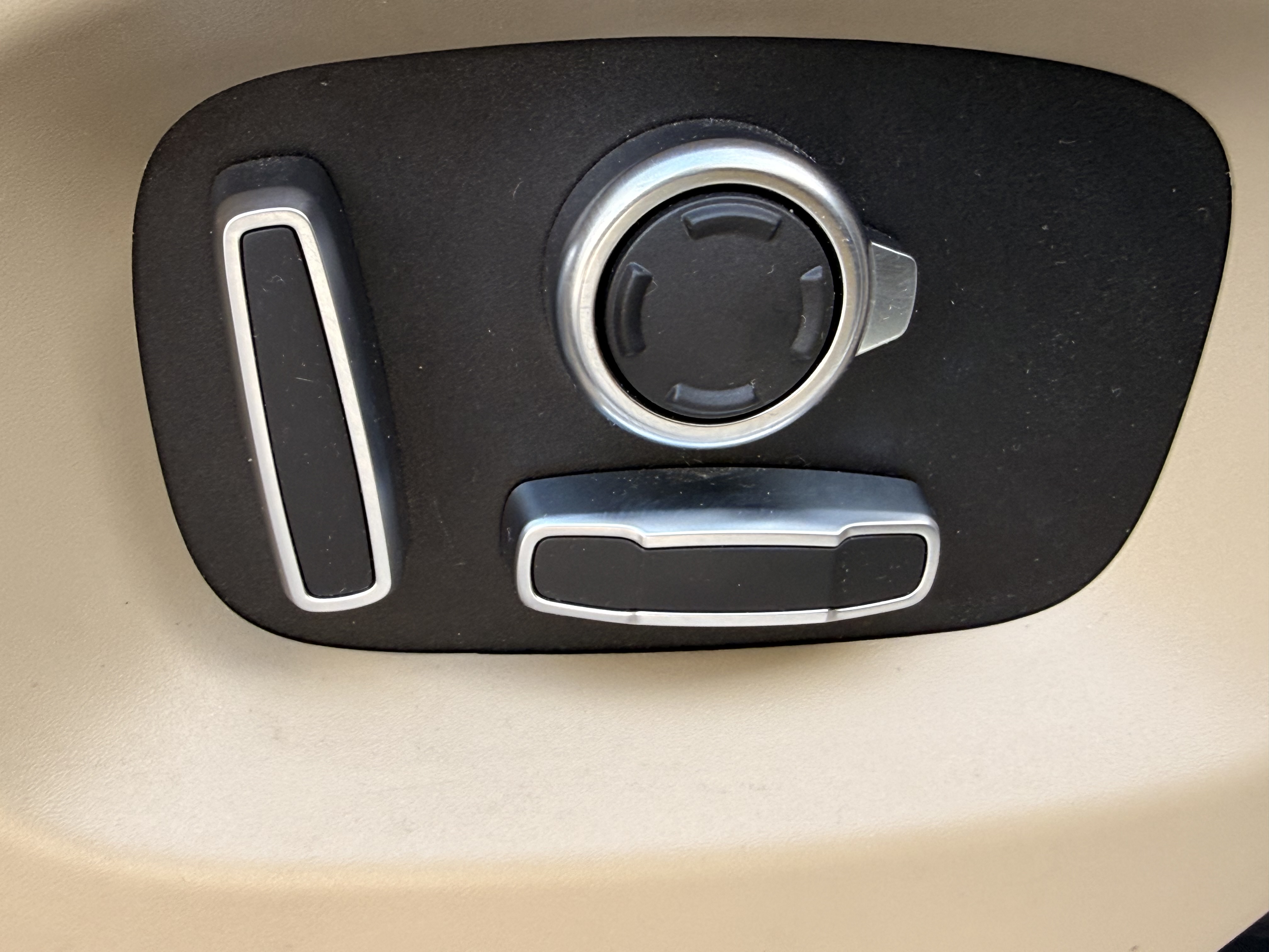 Used 2016 Land Rover Range Rover Sport HSE AWD/4WD image 12