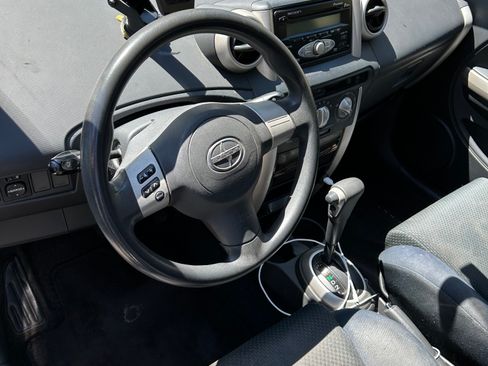 Used 2006 Scion xA FWD image 13