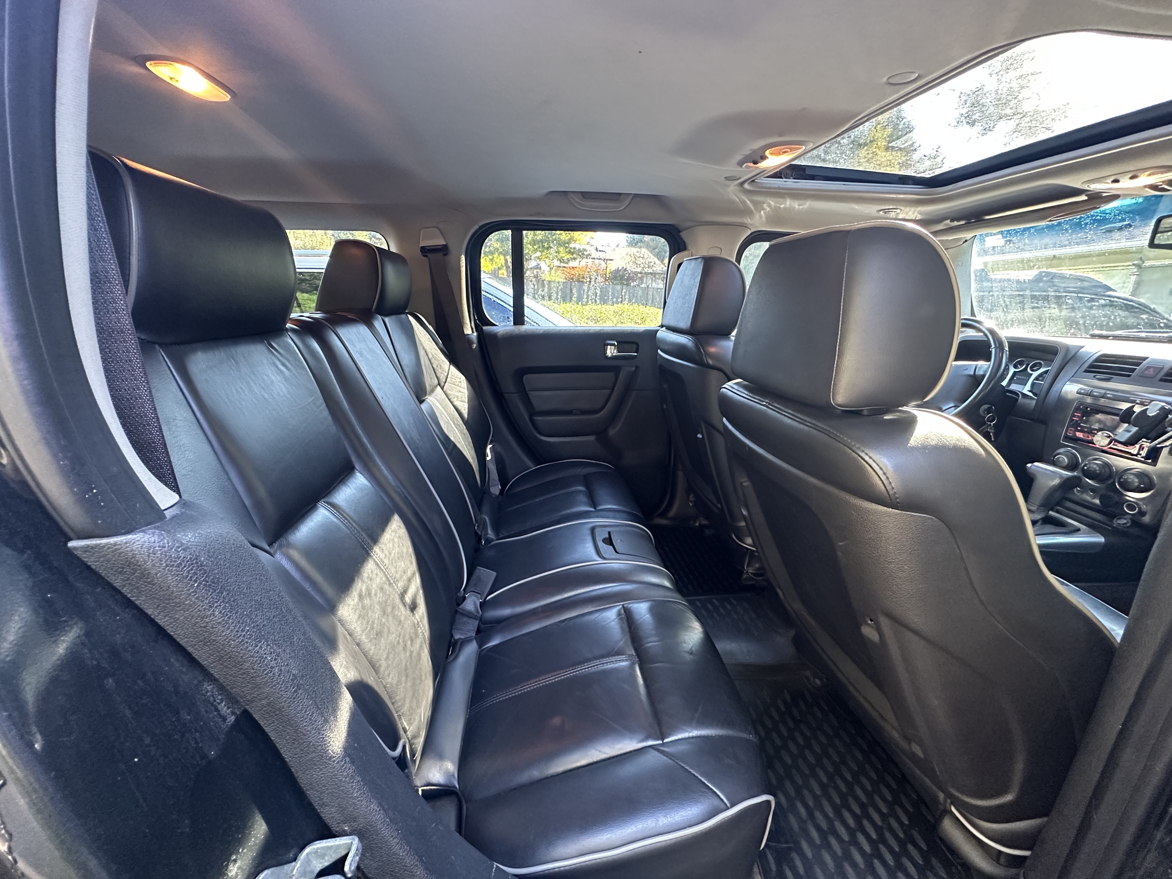 Used 2009 HUMMER H3 AWD/4WD image 13