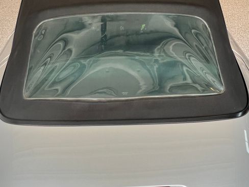 Used 2001 Porsche 911 Cabriolet image 10