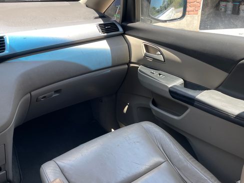 Used 2011 Honda Odyssey EX-L image 6