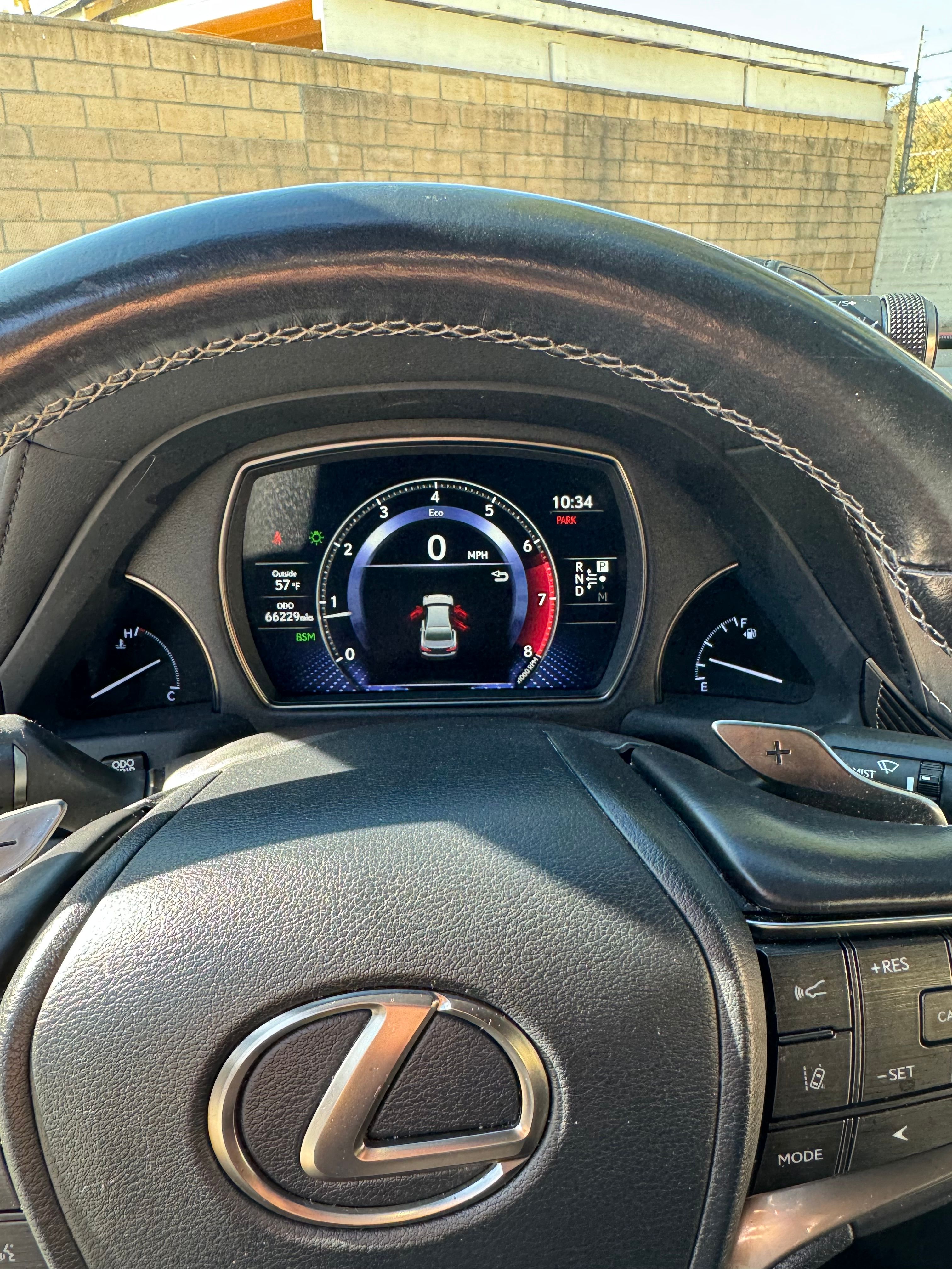 Used 2019 Lexus LS 500 RWD image 10