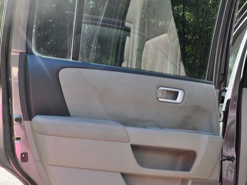 Used 2015 Honda Pilot EX image 11