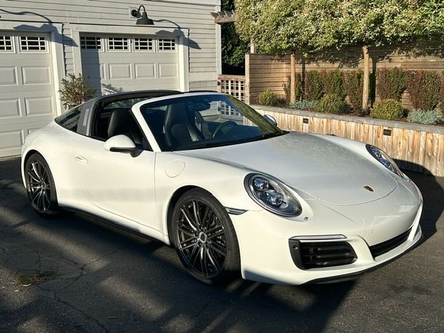 Used 2017 Porsche 911 Targa 4 AWD/4WD image 1