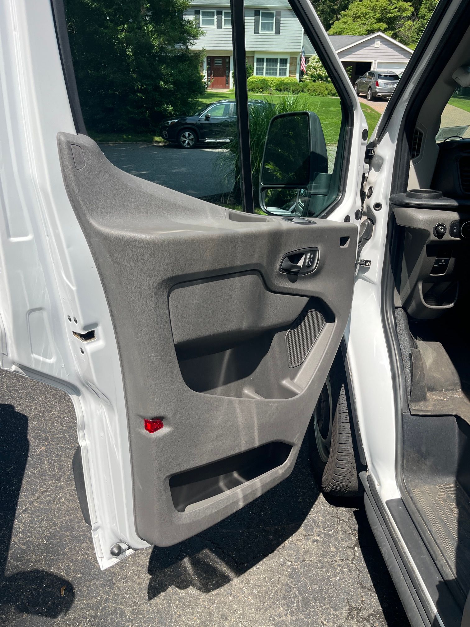 Used 2022 Ford Transit 250 148 High Roof Extended RWD image 18
