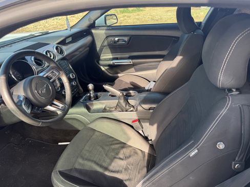 Used 2015 Ford Mustang GT image 17