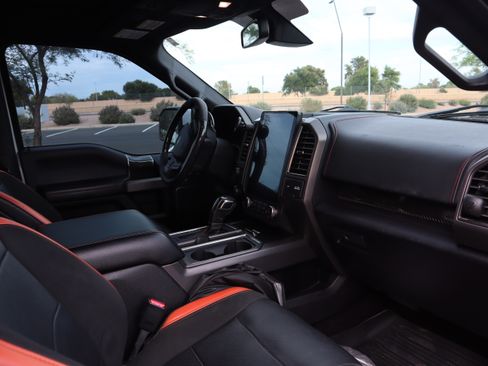 Used 2017 Ford F150 Raptor w/ Equipment Group 802A Luxury image 9