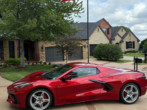 Used 2021 Chevrolet Corvette Stingray Preferred Conv w/ Battery Protection Package RWD image 1